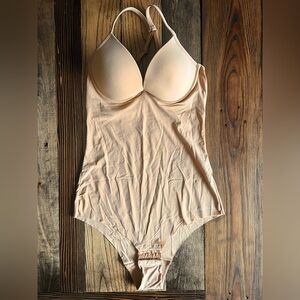 LA PERLA • beige nude bodysuit underwire bra 34B Italy shapewear seamless